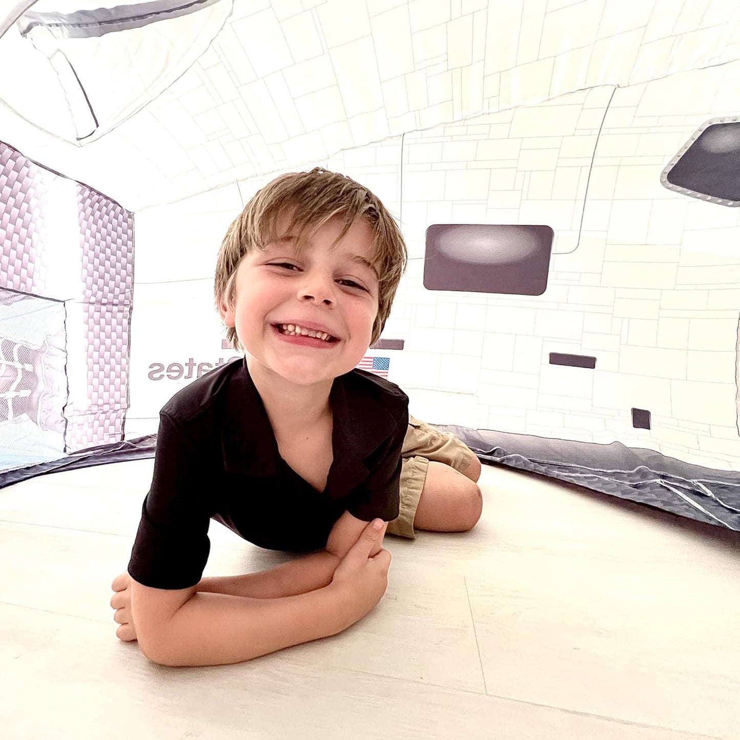 The Gift Shop Airfort - Build a Fort in 30 Seconds, Inflatable Fort for Kids, Play Tent for 3-14 Years, Playhouse Where Imagination Runs Wild, Fan Not Included